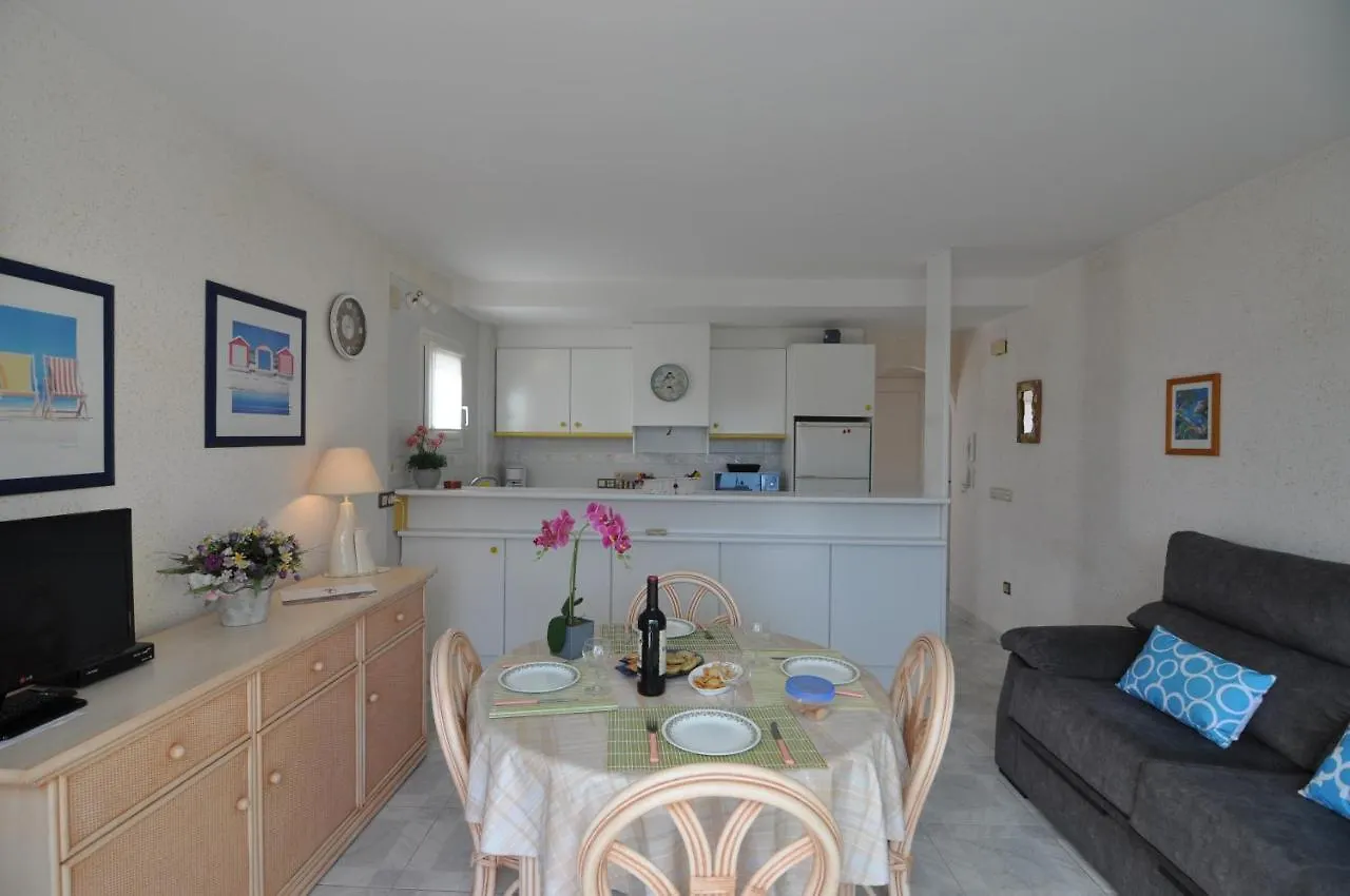 Rnet - Helios Roses Costa Brava Santa Margarita Apartment 0*,  Spain
