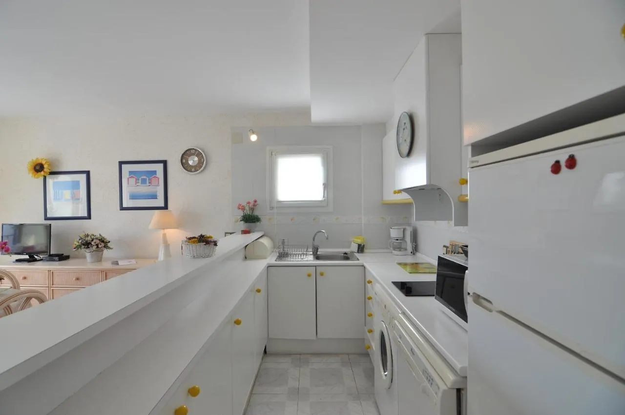 Rnet - Helios Roses Costa Brava Santa Margarita Apartment 0*,